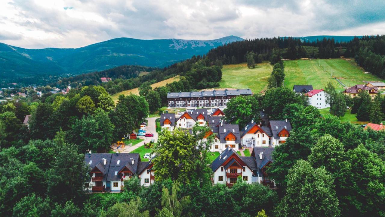 Apartamenty Sun & Snow Karpacz Mysliwska Kültér fotó