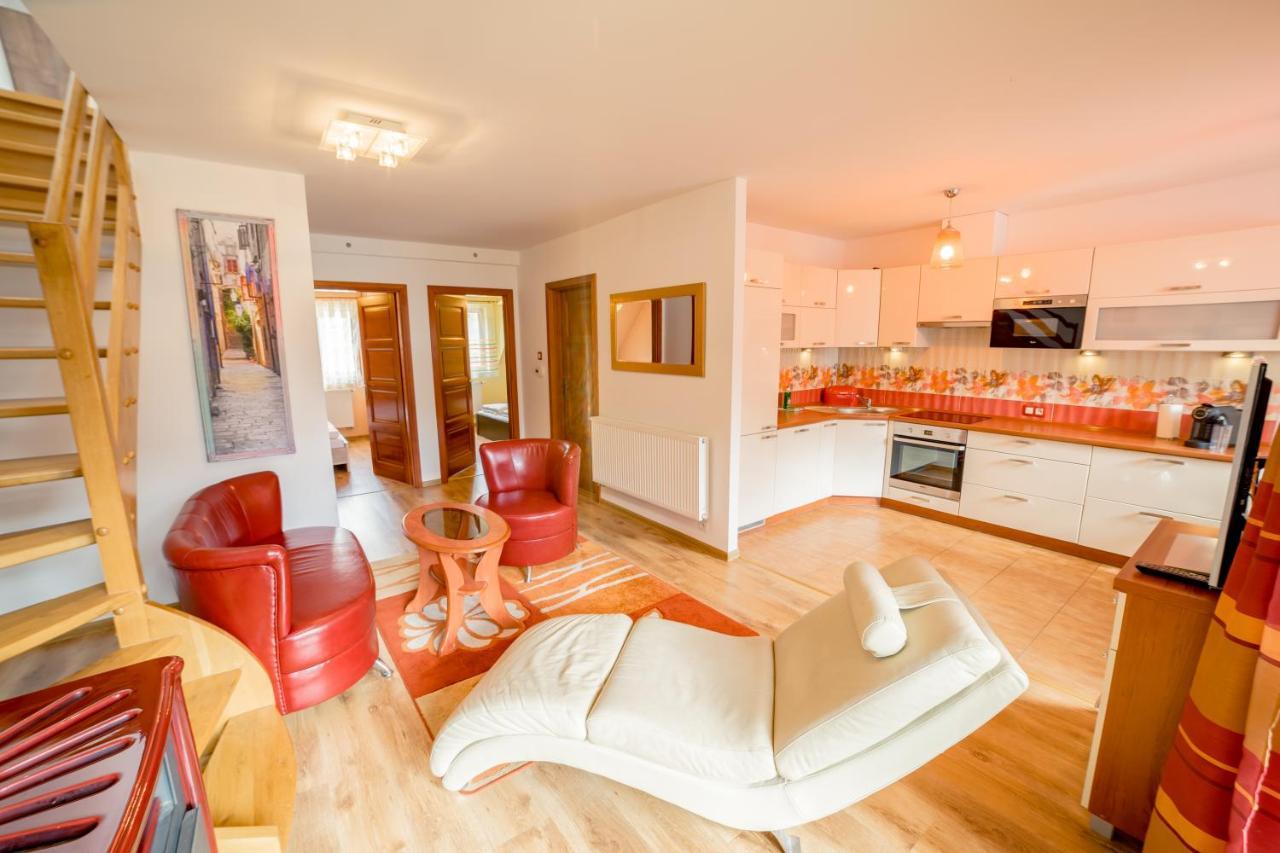 Apartamenty Sun & Snow Karpacz Mysliwska Kültér fotó
