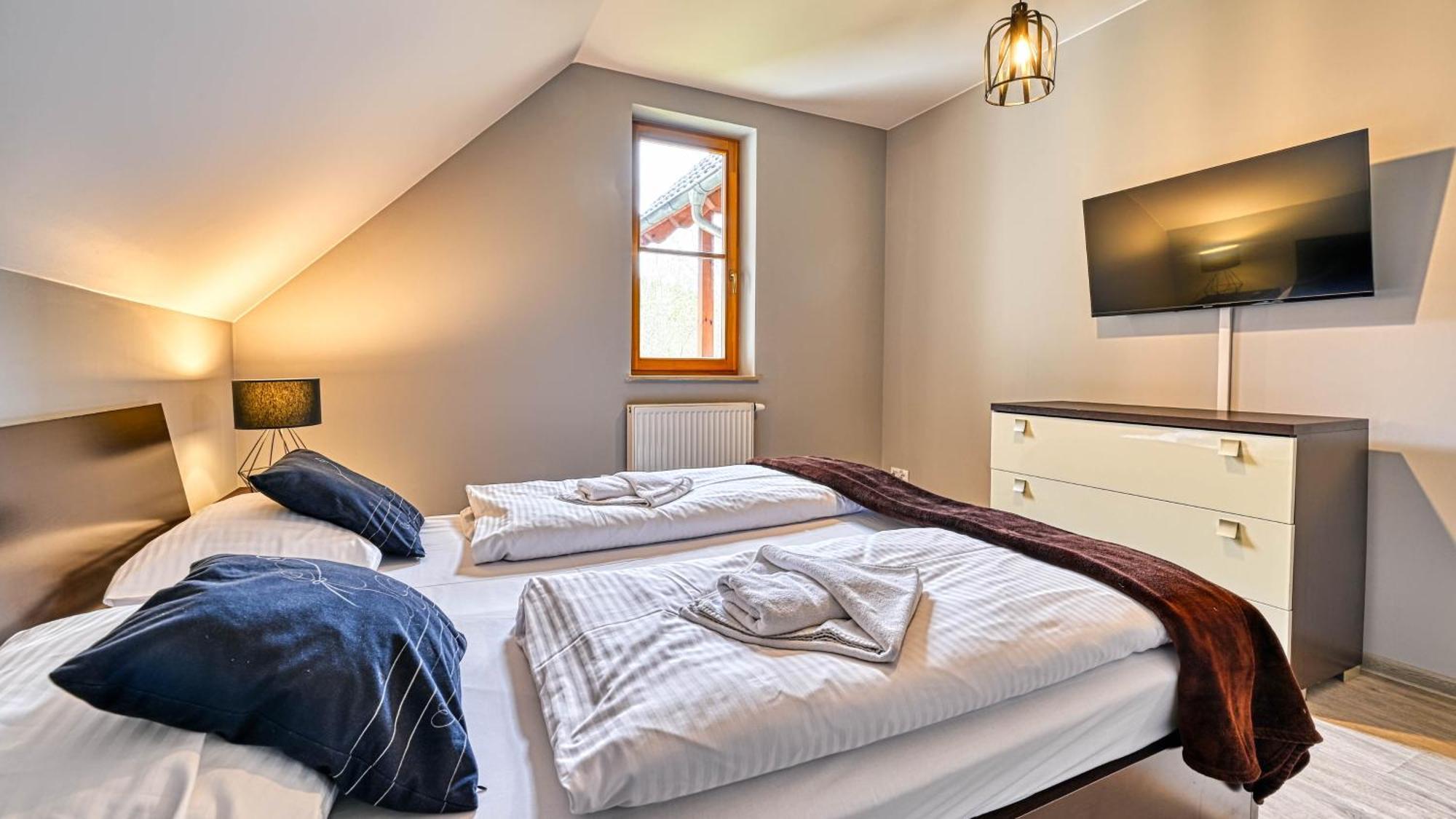 Apartamenty Sun & Snow Karpacz Mysliwska Kültér fotó