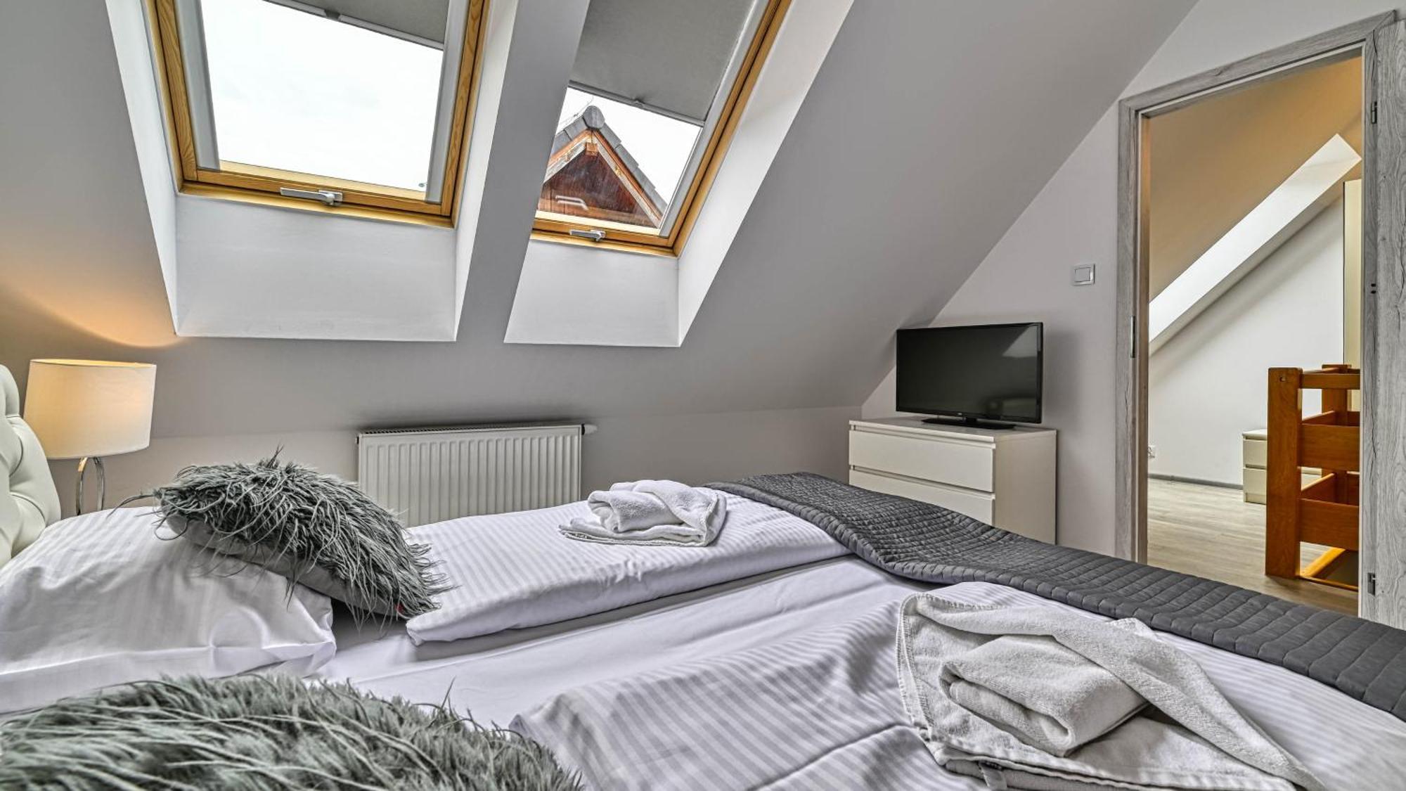 Apartamenty Sun & Snow Karpacz Mysliwska Kültér fotó